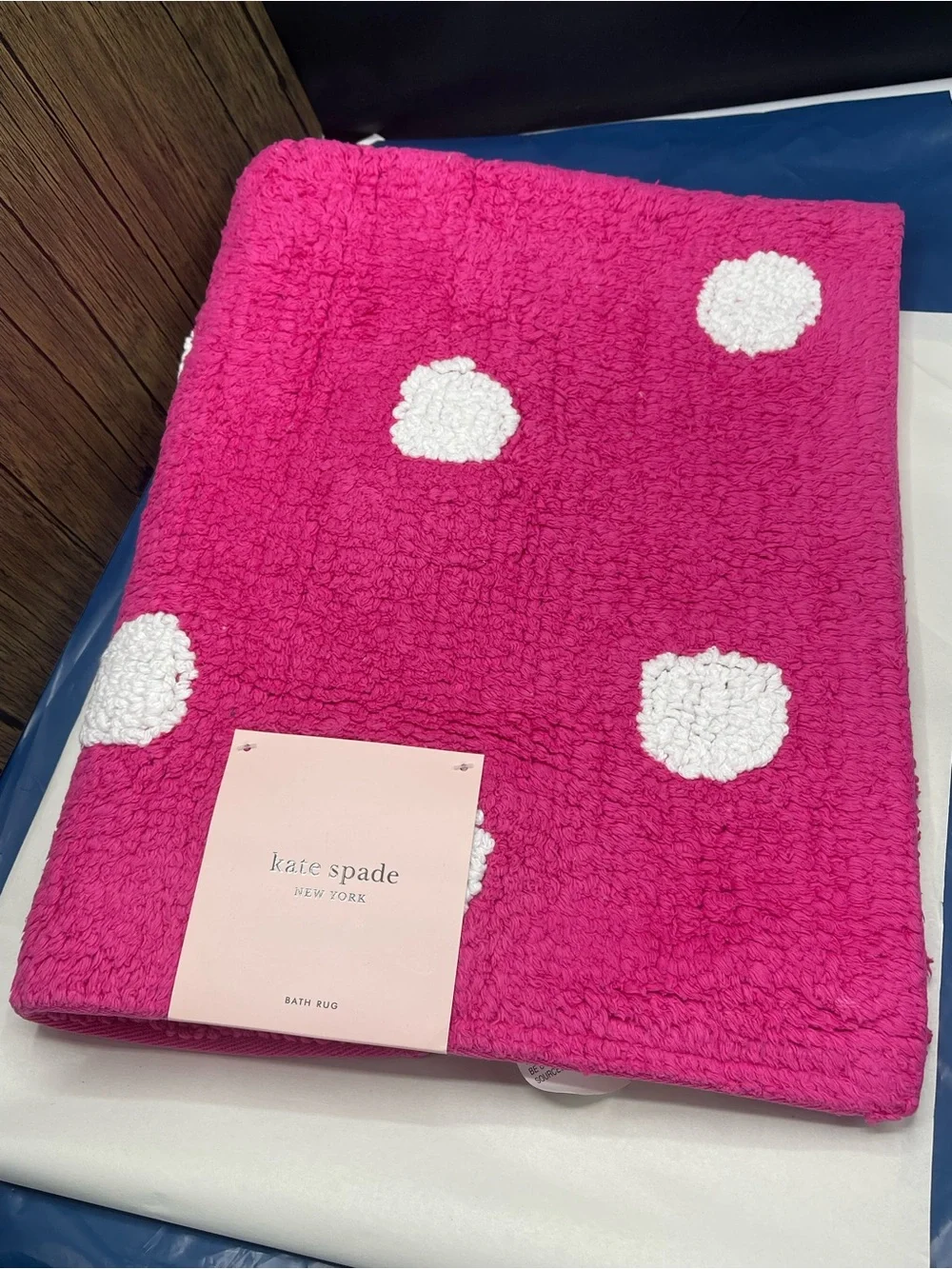KATE SPADE Pink w/ White Dots Bath Rug 21